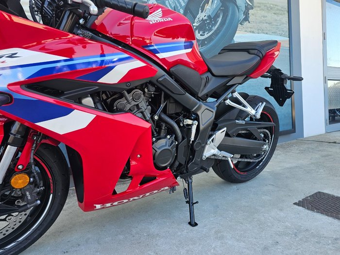 2025 Honda CBR650RAC Red