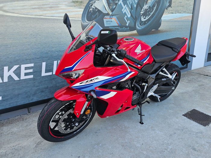 2025 Honda CBR650RAC Red
