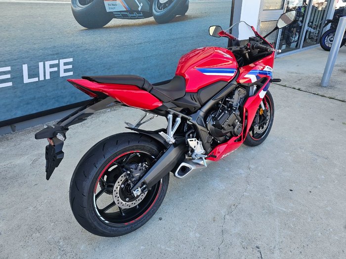 2025 Honda CBR650RAC Red