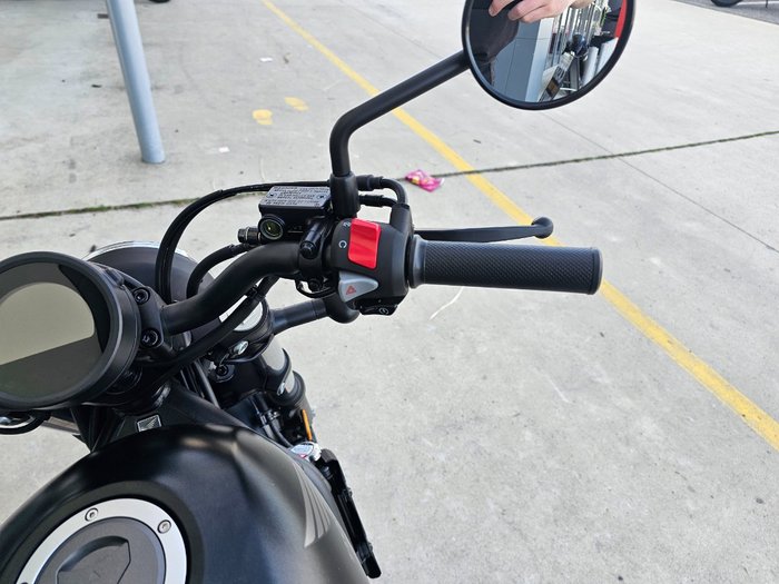 2025 Honda CMX 500 Black