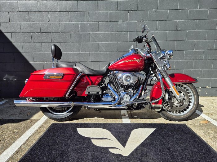 2013 Harley-Davidson Road King 1690 (FLHR) Touring Red
