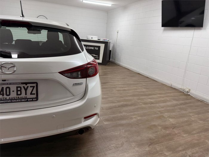 2018 Mazda 3 SP25