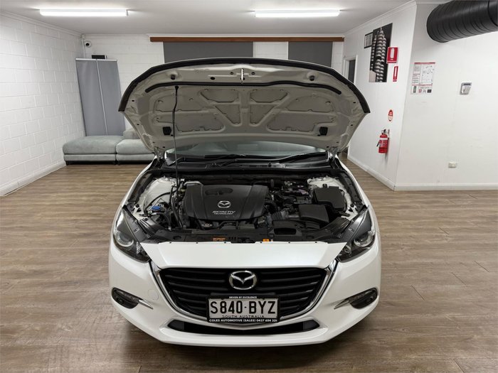2018 Mazda 3 SP25
