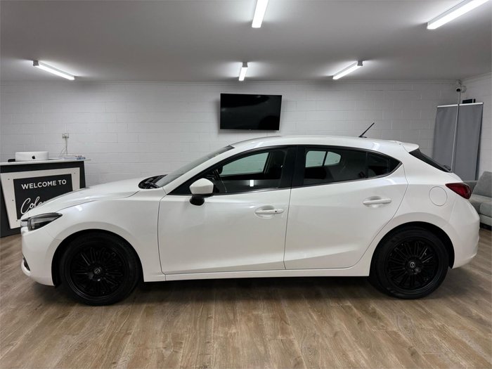 2018 Mazda 3 SP25