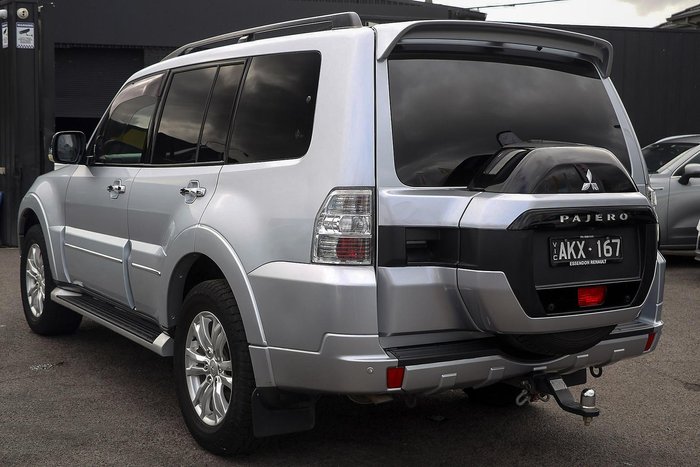 2016 Mitsubishi Pajero Exceed