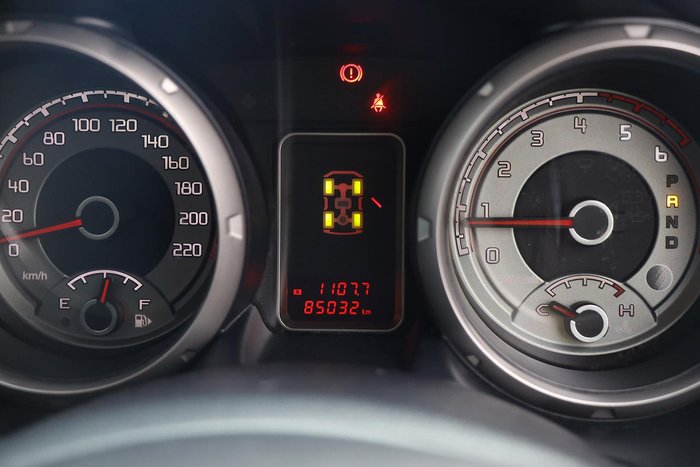 2016 Mitsubishi Pajero Exceed