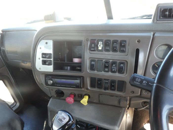 2007 MACK Metro-Liner WHITE