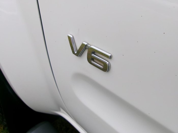 2013 Nissan Navara ST-X 550