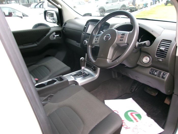 2013 Nissan Navara ST-X 550