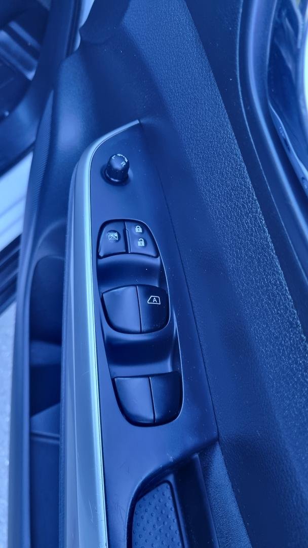 2020 Nissan Navara SL