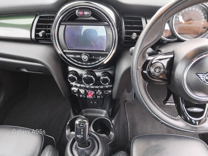 2019 MINI Cooper Cooper