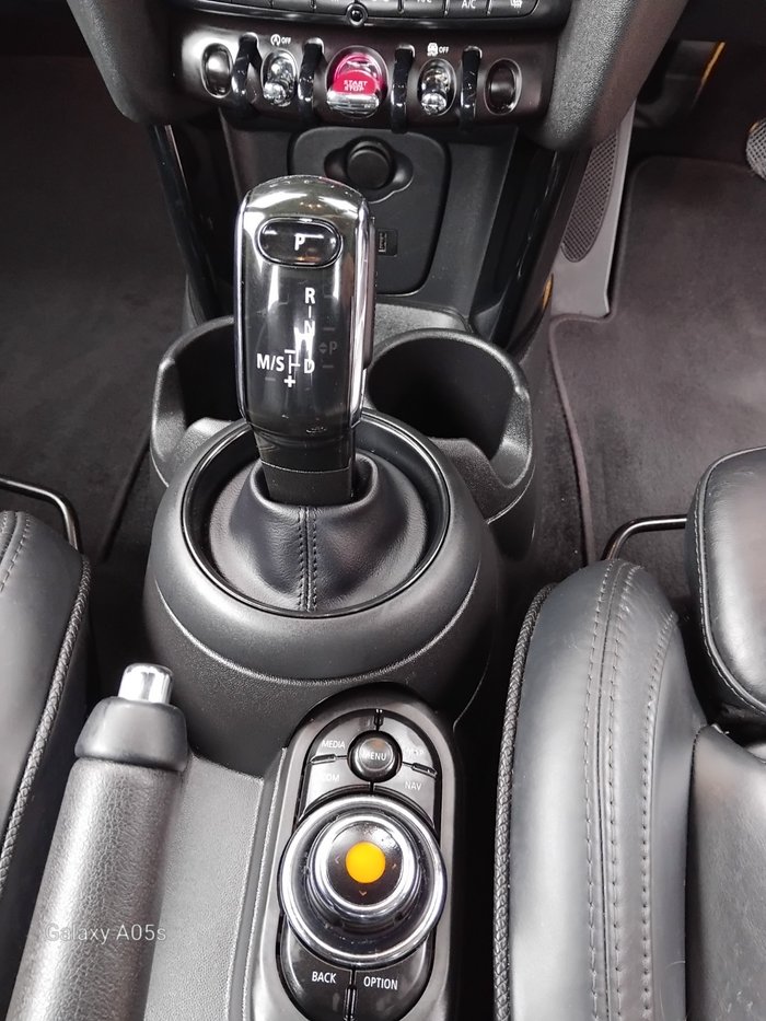 2019 MINI Cooper Cooper