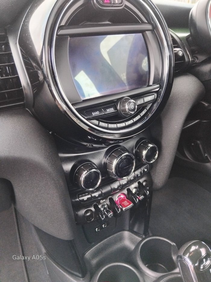 2019 MINI Cooper Cooper