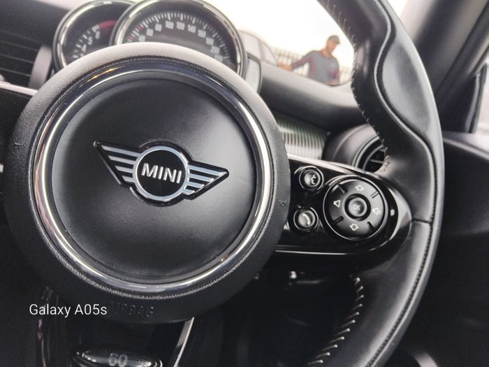 2019 MINI Cooper Cooper