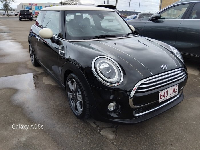 2019 MINI Cooper Cooper
