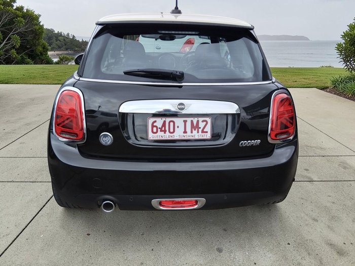 2019 MINI Cooper Cooper