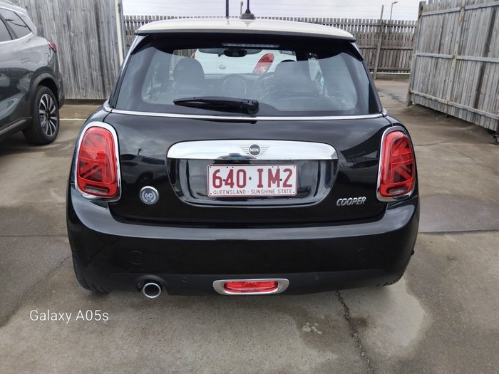 2019 MINI Cooper Cooper
