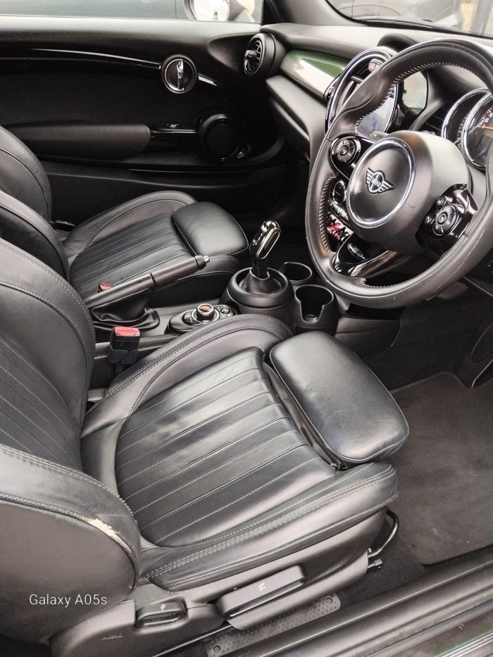 2019 MINI Cooper Cooper