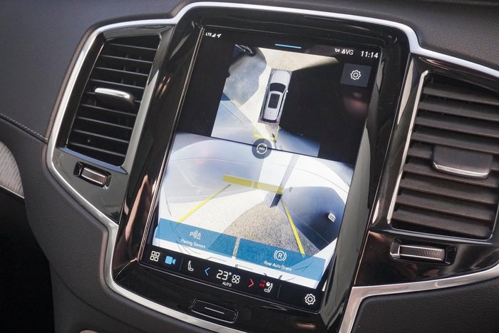 2024 Volvo XC90 Ultra T8 Plug-In Hybrid