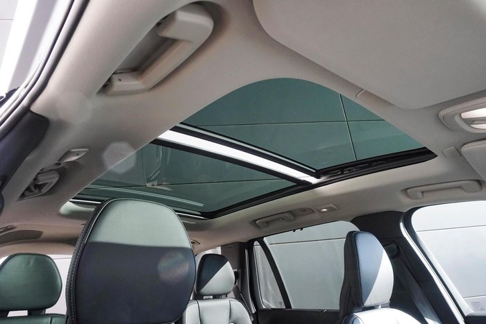 2024 Volvo XC90 Ultra T8 Plug-In Hybrid