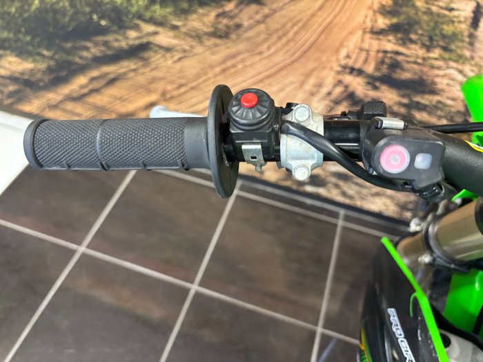Kawasaki 2020 KAWASAKI 252CC KX252BLF GREEN