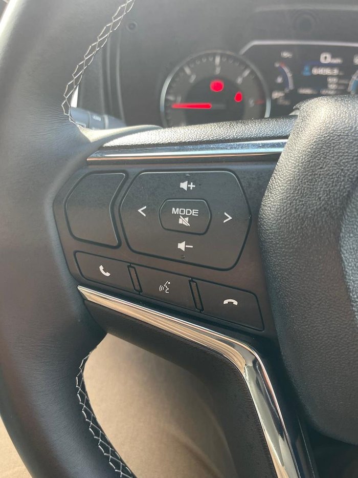 2022 Isuzu MU-X LS-T