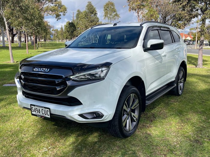 2022 Isuzu MU-X LS-T