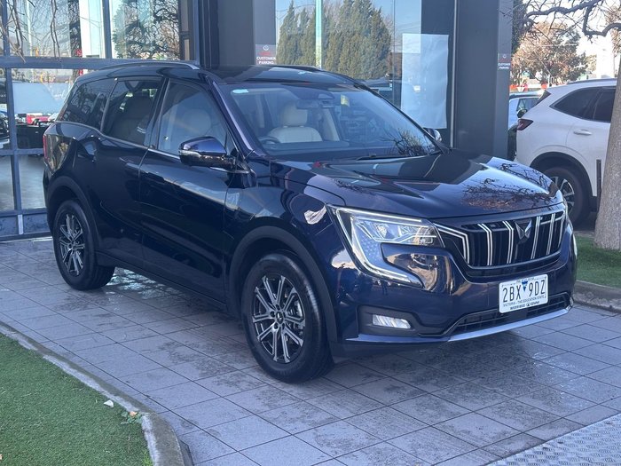 2024 Mahindra XUV700 AX7L