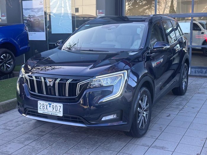 2024 Mahindra XUV700 AX7L