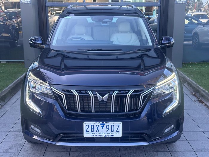 2024 Mahindra XUV700 AX7L