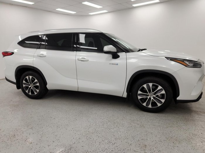 2022 Toyota Kluger GXL AXUH78R 4X4 On Demand Frosted White