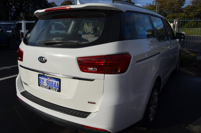 2018 Kia Carnival S