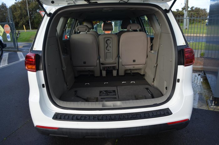 2018 Kia Carnival S