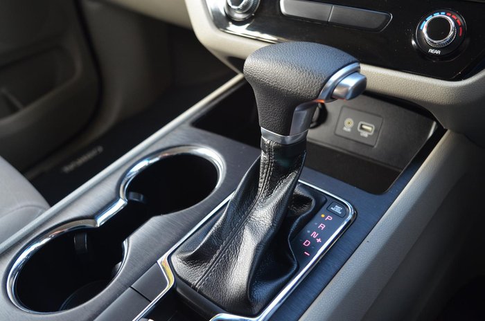 2018 Kia Carnival S
