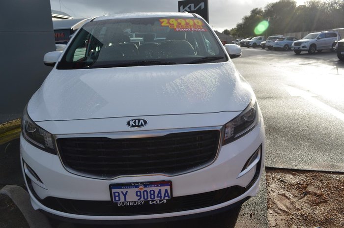 2018 Kia Carnival S