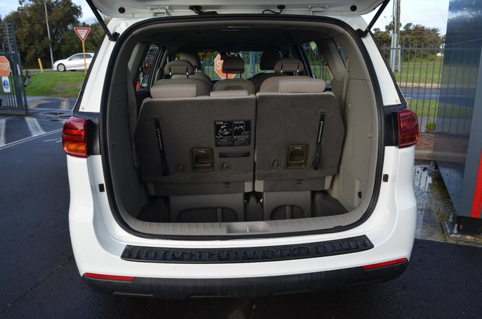 2018 Kia Carnival S