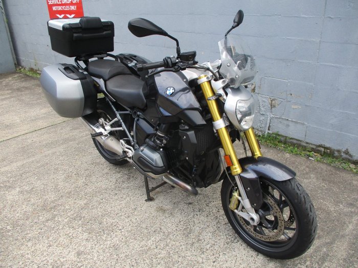 2016 BMW Motorrad R1200R GREY