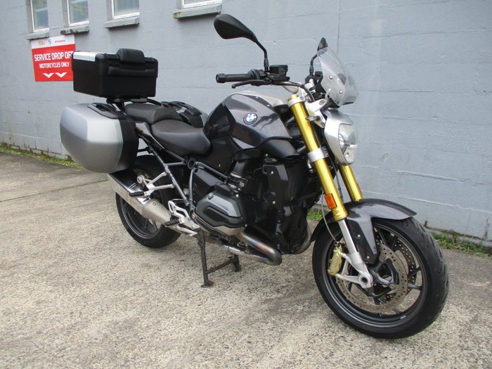 2016 BMW Motorrad R1200R GREY