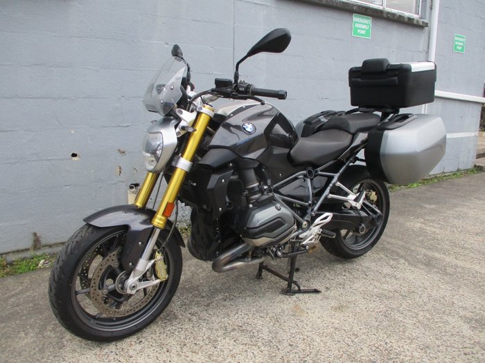 2016 BMW Motorrad R1200R GREY
