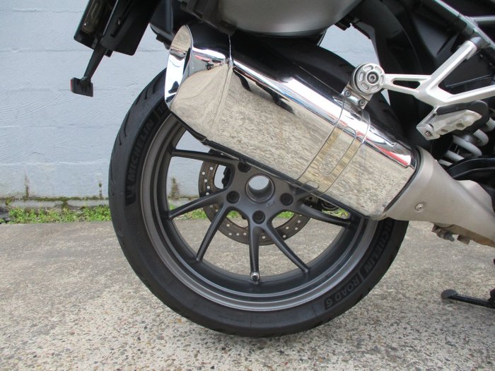 2016 BMW Motorrad R1200R GREY
