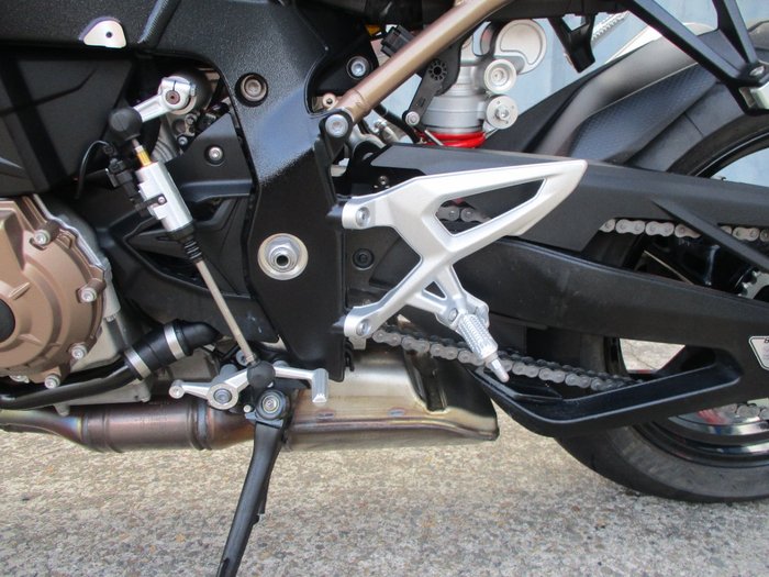 2024 BMW Motorrad S 1000 R BLUE
