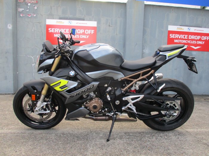 2024 BMW Motorrad S 1000 R BLUE