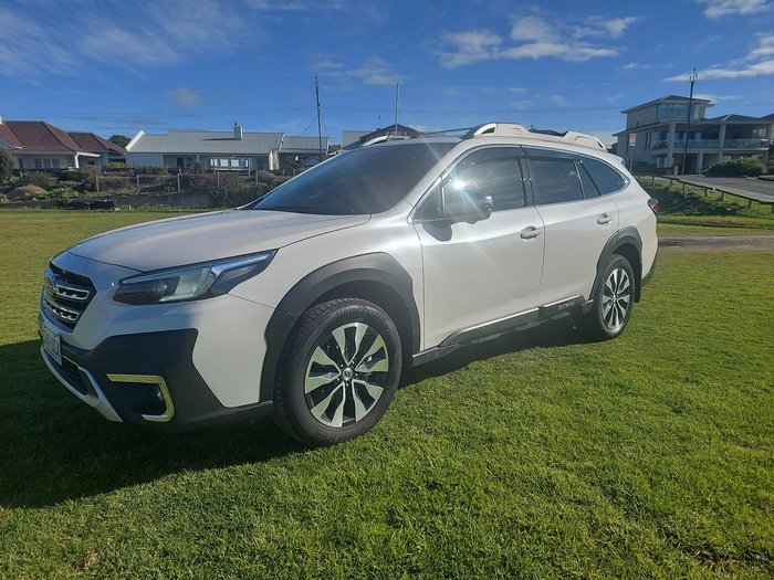 2023 Subaru Outback AWD Touring