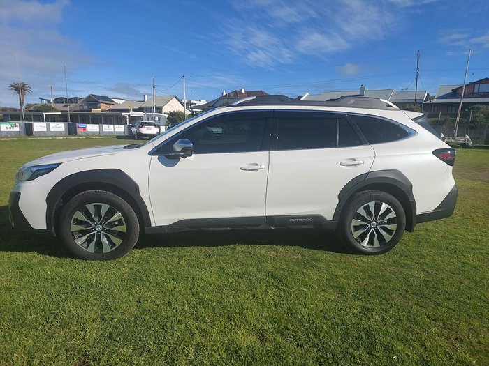 2023 Subaru Outback AWD Touring