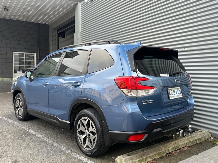 2022 Subaru Forester 2.5i
