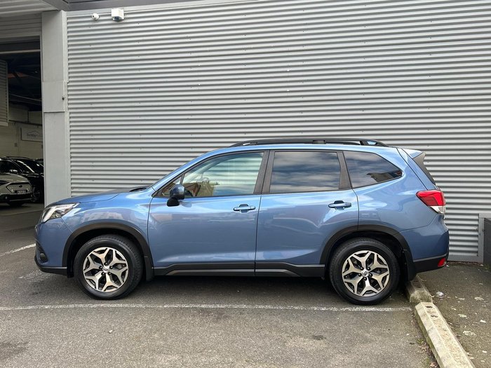 2022 Subaru Forester 2.5i