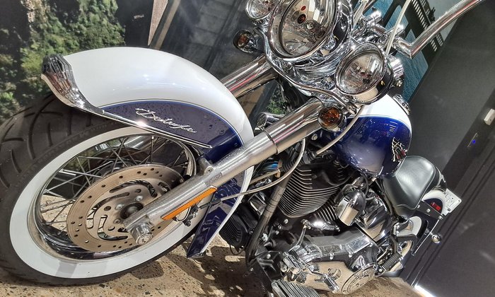 2006 Harley-Davidson Softail Deluxe 1450 (FLSTN) Softail Blue
