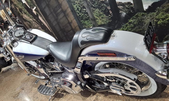2006 Harley-Davidson Softail Deluxe 1450 (FLSTN) Softail Blue
