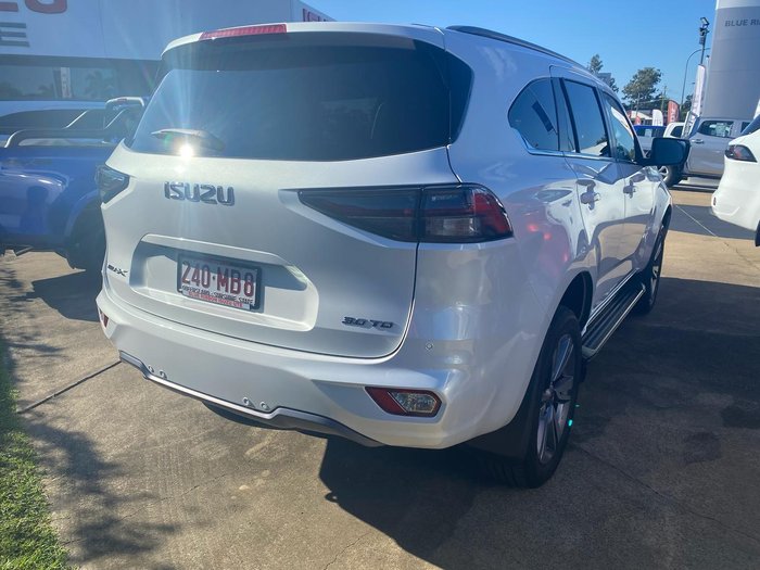 2023 Isuzu MU-X LS-T