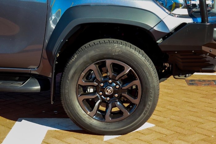 2023 Toyota Hilux Rogue